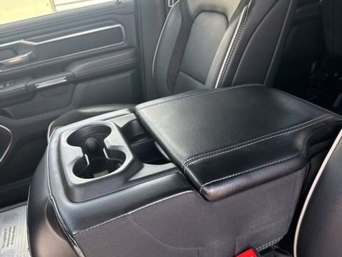 Used 2025 RAM 1500 Laramie AWD/4WD image 4