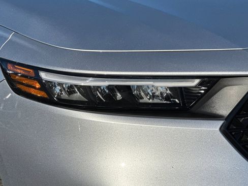 Used 2024 Honda Accord Sport image 10