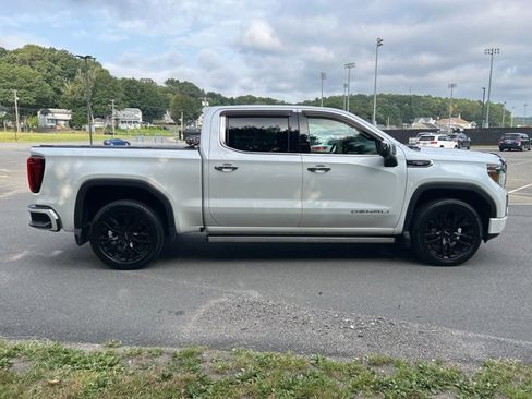 Used 2022 GMC Sierra 1500 Denali w/ Denali Reserve Package image 6