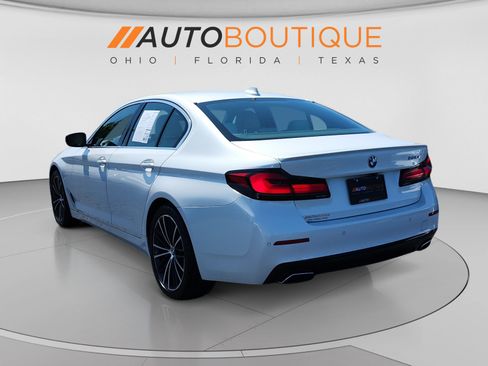 Used 2021 BMW 530i w/ Premium Package RWD image 3