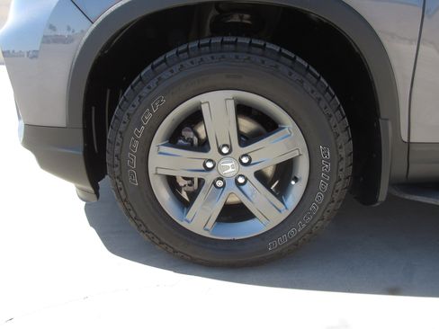 Certified 2023 Honda Ridgeline RTL image 4