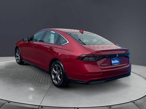 Used 2023 Honda Accord EX image 3