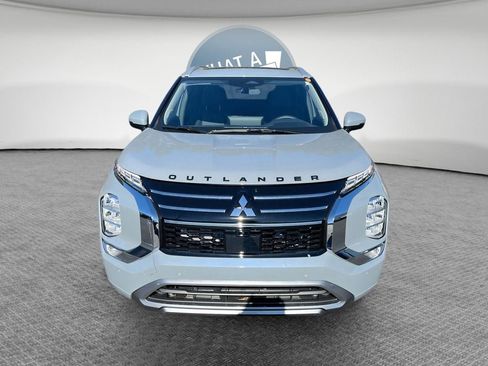 New 2026 Mitsubishi Outlander SEL FWD image 2