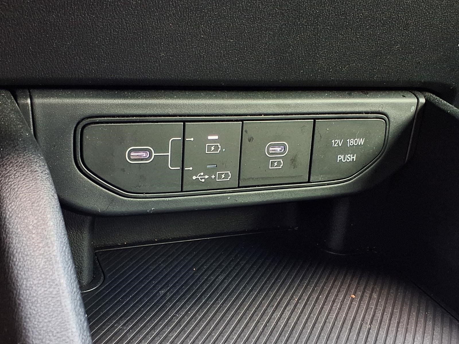 Used 2025 Kia K4 FWD image 23