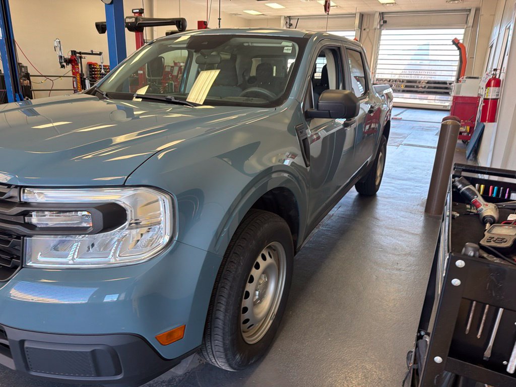 Used 2023 Ford Maverick XL FWD image 5