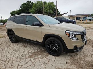 Used 2023 GMC Terrain SLE w/ Driver Convenience Package FWD video 1