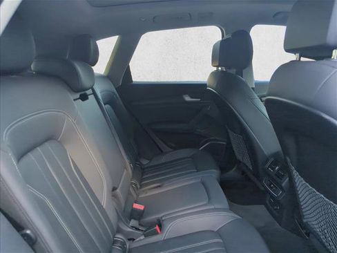 Used 2022 Audi Q5 2.0T Premium Plus w/ Premium Plus Package image 23