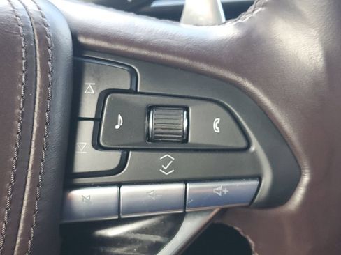 Used 2023 Cadillac Escalade V w/ LPO, ONYX Package AWD/4WD image 27