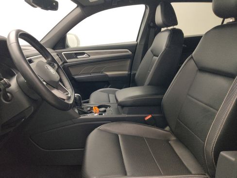 Used 2021 Volkswagen Atlas Cross Sport SE w/ Panoramic Sunroof Package AWD/4WD image 17