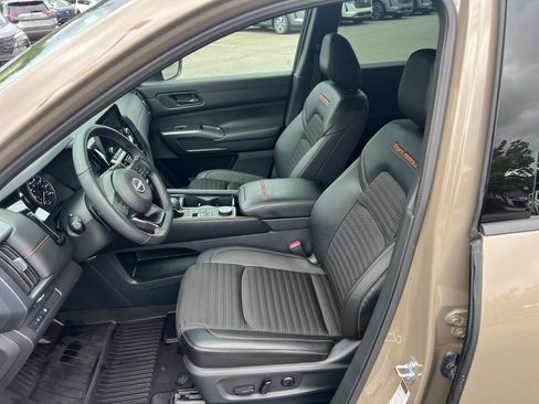 Certified 2024 Nissan Pathfinder Rock Creek AWD/4WD image 13