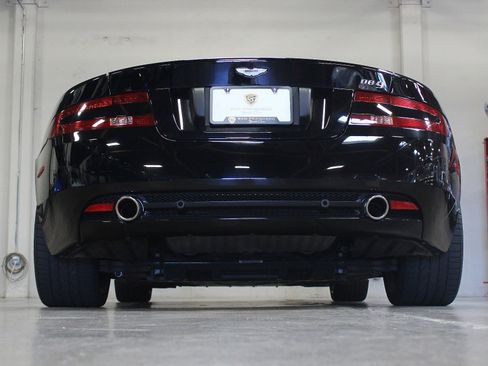 Used 2009 Aston Martin DB9 Coupe image 14