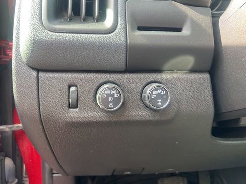 Used 2021 Chevrolet Colorado Z71 AWD/4WD image 20