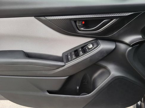 Used 2021 Subaru Crosstrek 2.0i Premium w/ Moonroof Package image 15