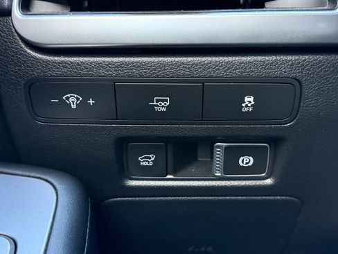 Used 2024 Hyundai Palisade SEL w/ Premium Package image 24