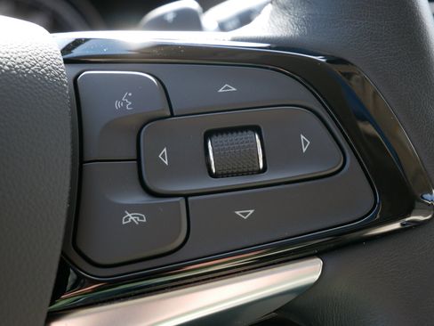 Used 2023 Buick Enclave Essence w/ Experience Buick Package image 25