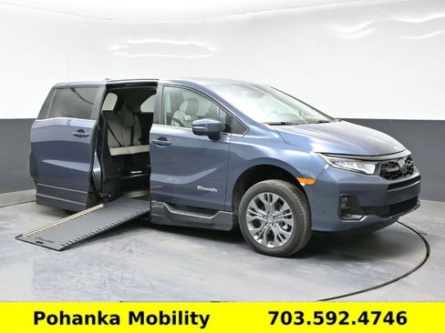 Used 2026 Honda Odyssey EX-L image 1