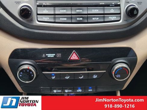Used 2017 Hyundai Tucson SE FWD image 20