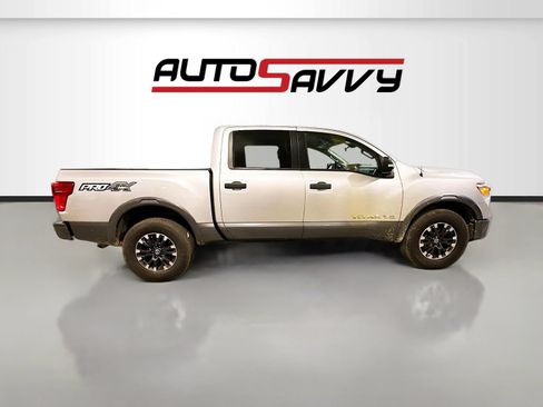 Used 2019 Nissan Titan PRO-4X AWD/4WD image 8