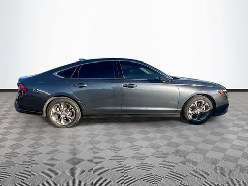 Used 2023 Honda Accord EX-L image 7