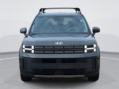 Used 2025 Hyundai Santa Fe SEL image 2
