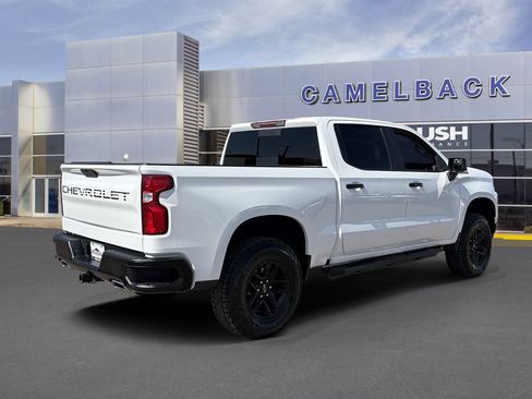 Used 2021 Chevrolet Silverado 1500 LT Trail Boss w/ Convenience Package II AWD/4WD image 5