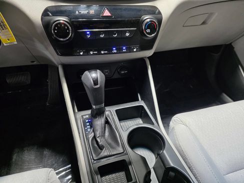Used 2018 Hyundai Tucson SEL FWD image 27