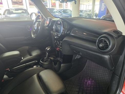 Used 2019 MINI Cooper S w/ Signature Upholstery Package image 14