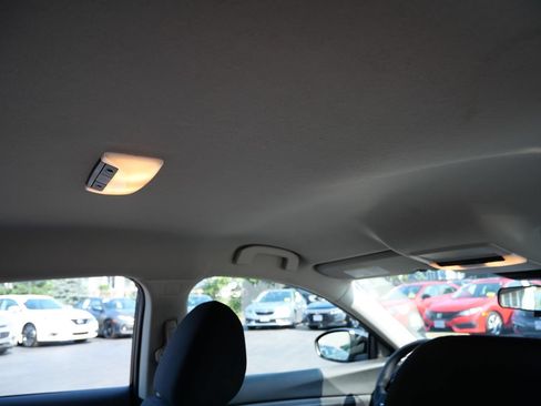 Used 2020 Nissan Sentra S FWD image 34