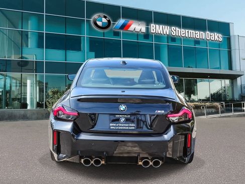 Used 2023 BMW M2 RWD image 5