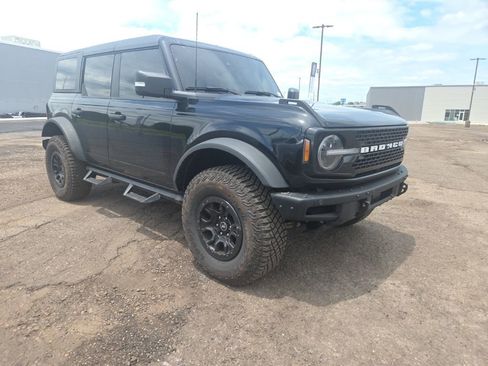 Used 2024 Ford Bronco Wildtrak AWD/4WD image 8