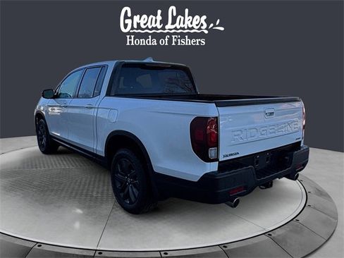 Certified 2025 Honda Ridgeline Sport image 3