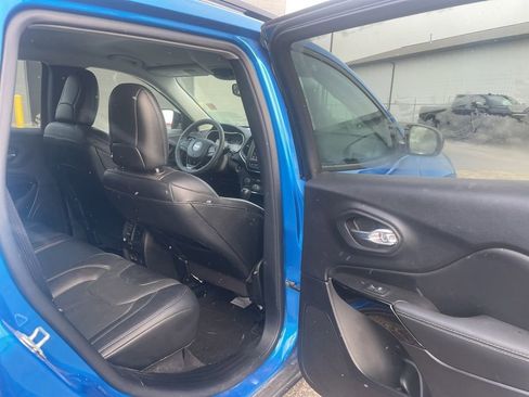 Used 2023 Jeep Cherokee Altitude Lux image 33