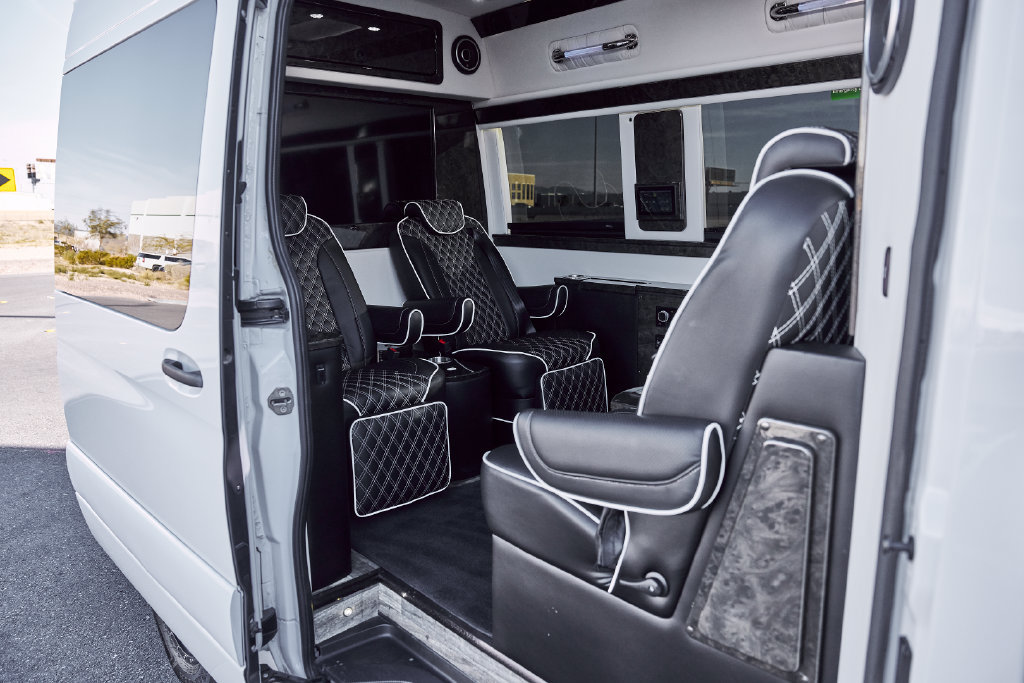 Used 2019 Mercedes-Benz Sprinter 144 image 77