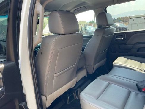 Used 2018 Chevrolet Silverado 2500 W/T w/ WT Convenience Package AWD/4WD image 15