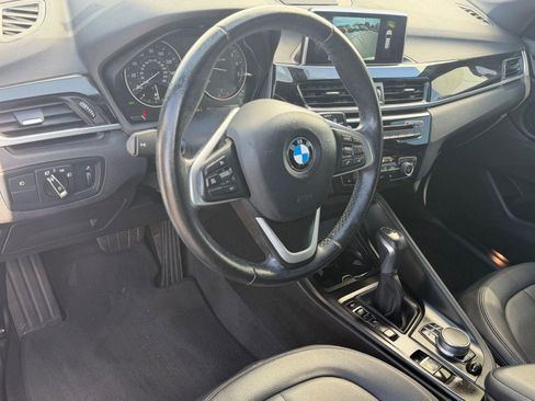 Used 2017 BMW X1 sDrive28i image 4