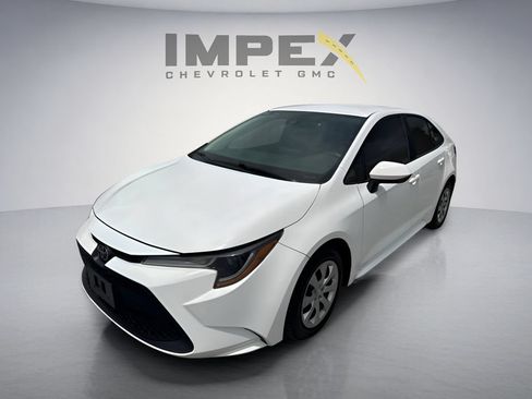 Used 2022 Toyota Corolla LE FWD image 1