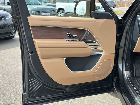 New 2026 Land Rover Range Rover SE AWD/4WD image 8