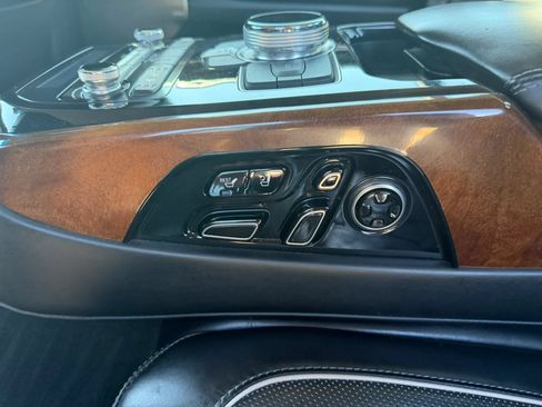 Used 2017 Genesis G90 5.0 Ultimate RWD image 8