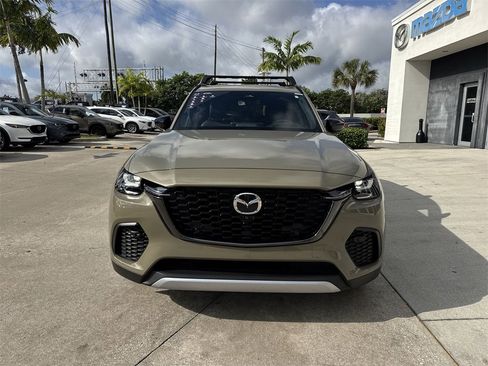 Used 2025 MAZDA CX-70 3.3 Turbo w/ Premium Plus Pkg image 9