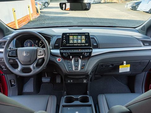 New 2026 Honda Odyssey Sport-L image 18