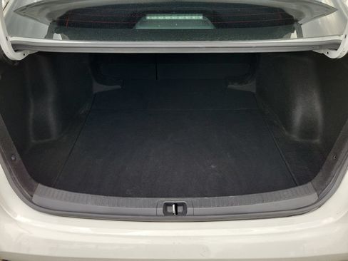 Used 2022 Toyota Corolla SE FWD image 8