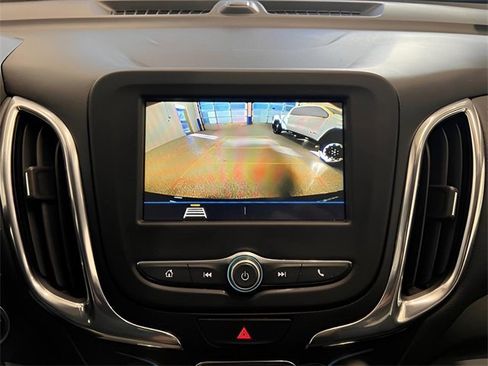 Used 2019 Chevrolet Equinox LT image 24