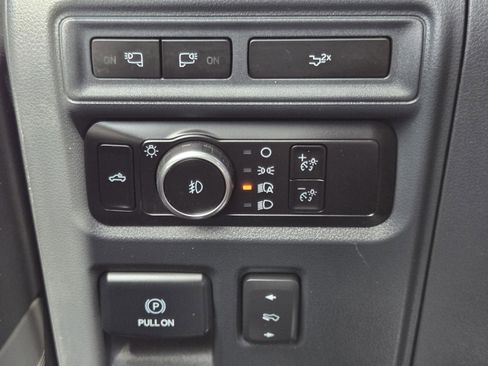 Used 2023 Ford F150 Lariat w/ Equipment Group 502A High AWD/4WD image 19