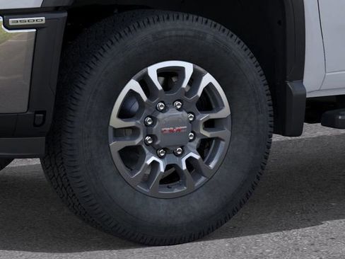 New 2026 GMC Sierra 3500 SLT w/ SLT Premium Package image 9