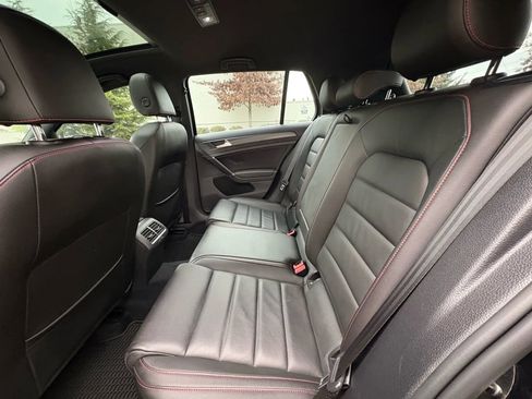 Used 2021 Volkswagen GTI Autobahn image 23