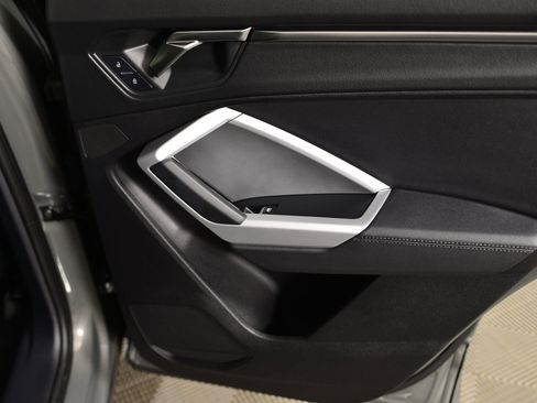 Certified 2023 Audi Q3 2.0T Premium w/ Convenience Package image 23