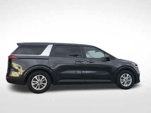Certified 2024 Kia Carnival LX image 7
