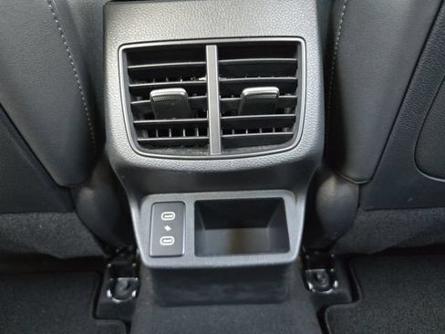 Certified 2024 Kia Seltos EX FWD image 16