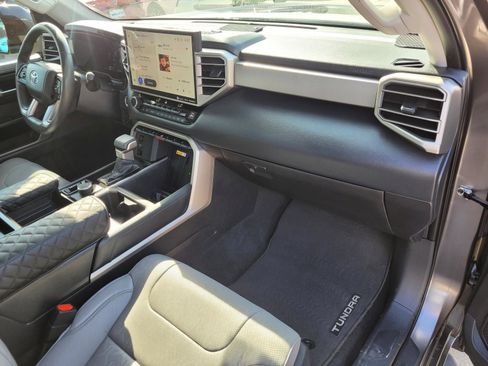 Used 2024 Toyota Tundra Limited w/ Power Package AWD/4WD image 10