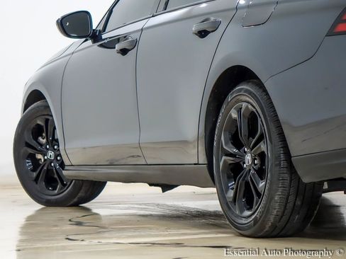 Used 2025 Honda Accord SE image 11